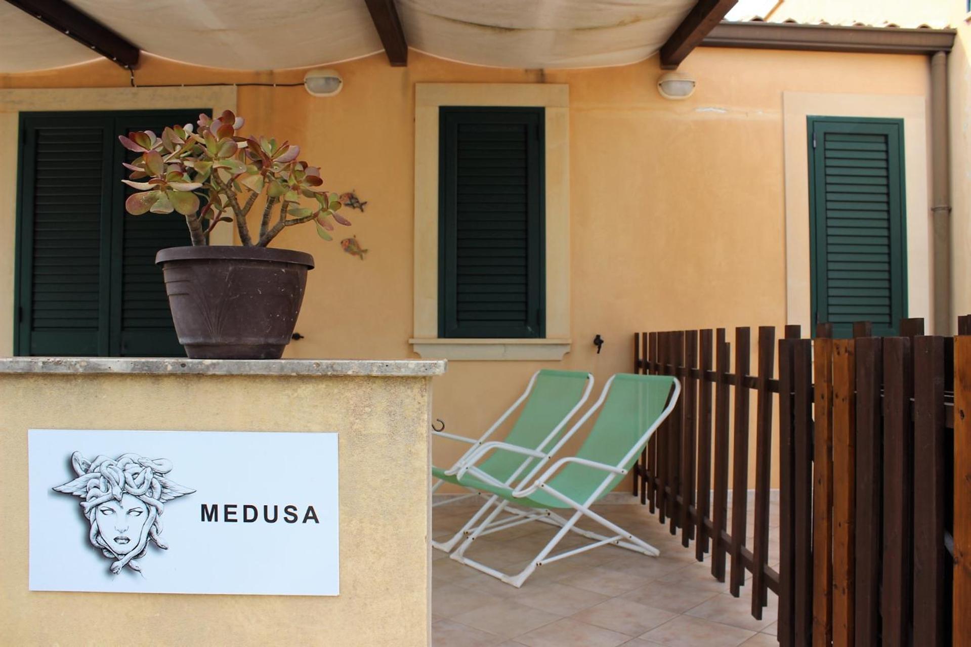Medusa Mdna Marina di Modica Kamer foto